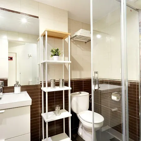 Guest house Life Magenta