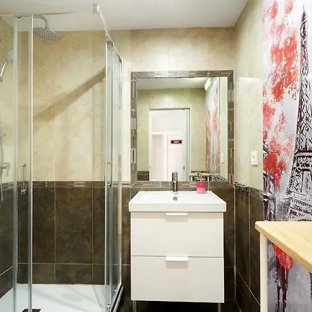 Guest house Life Magenta 3*